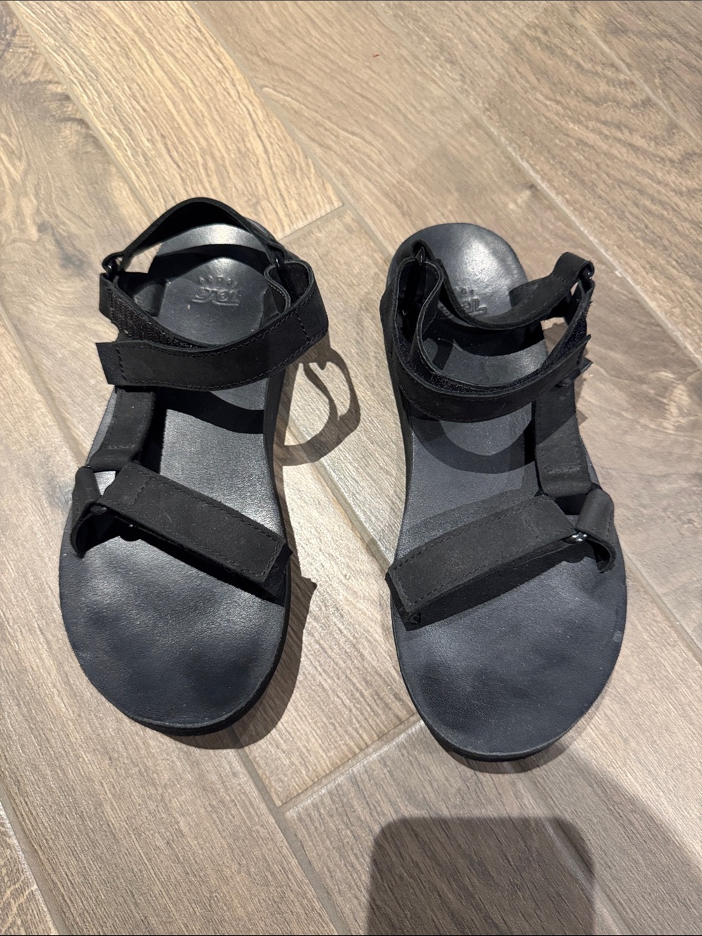 Black Women's Teva